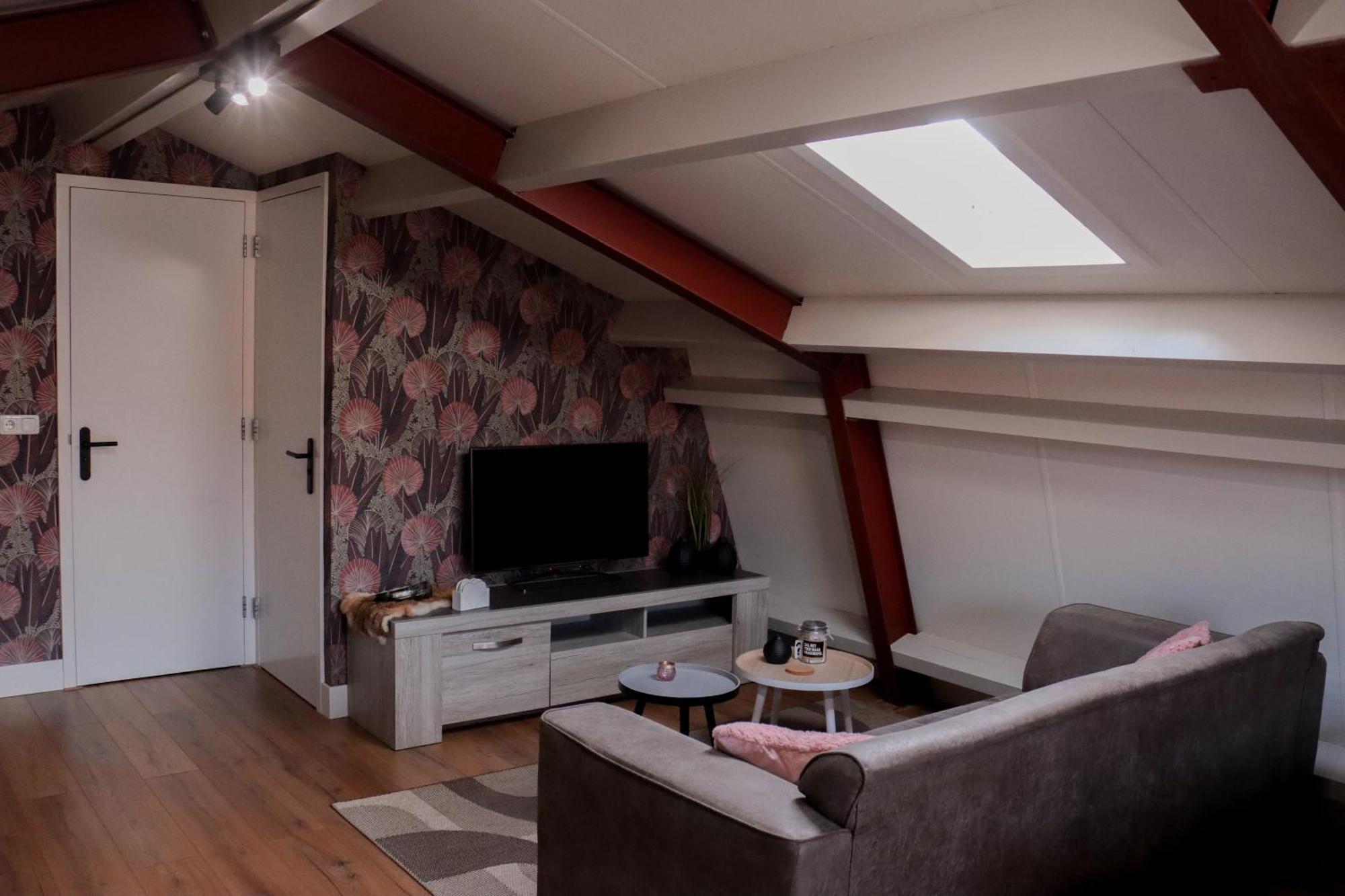 B&B De Kalverschuur Schoonrewoerd エクステリア 写真