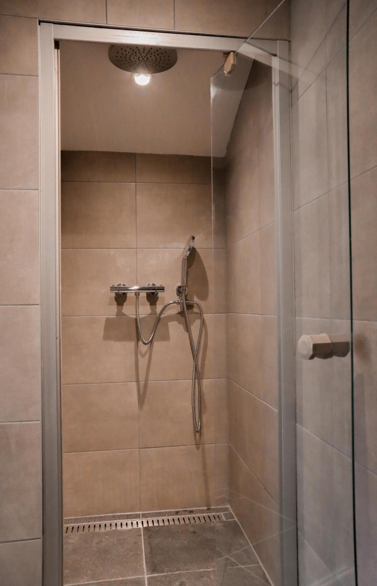 B&B De Kalverschuur Schoonrewoerd エクステリア 写真